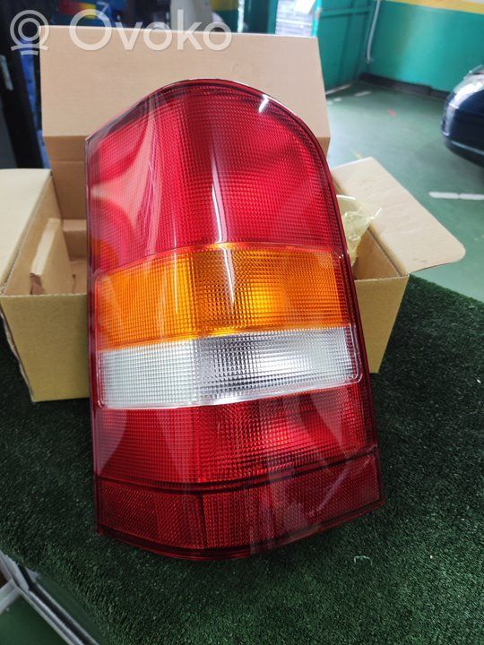 Mercedes-Benz Vito Viano W638 Luci posteriori 