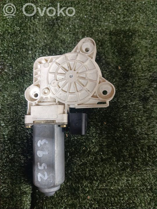 Vidrio lateral trasero   326068