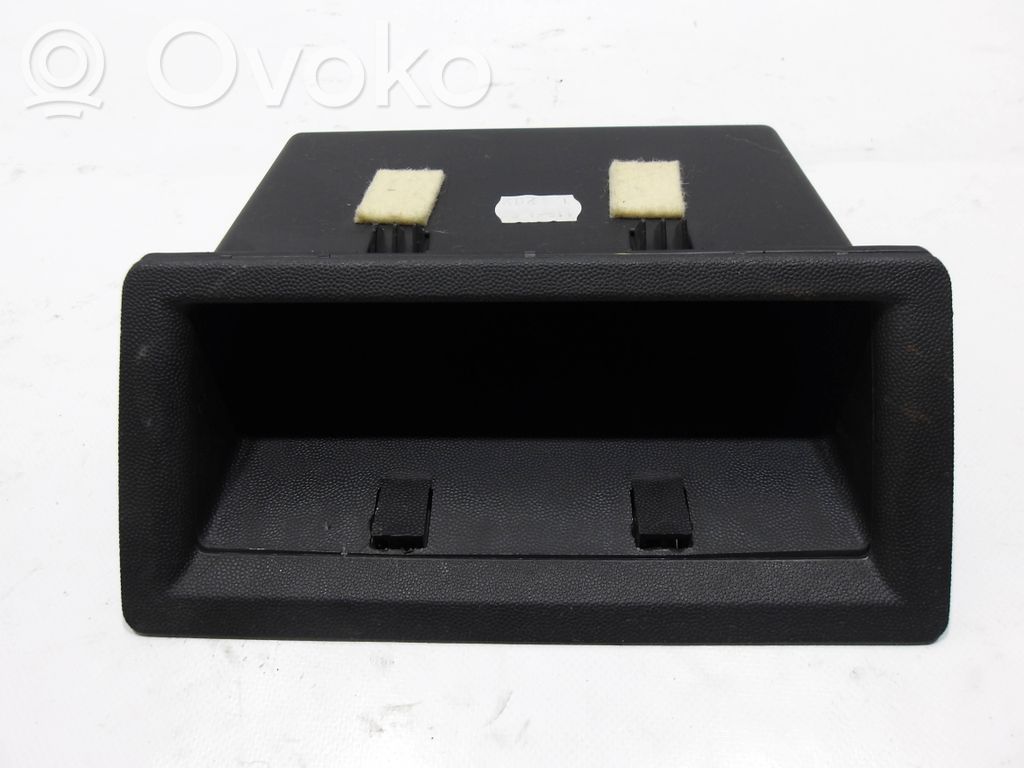 Guantera   09114397