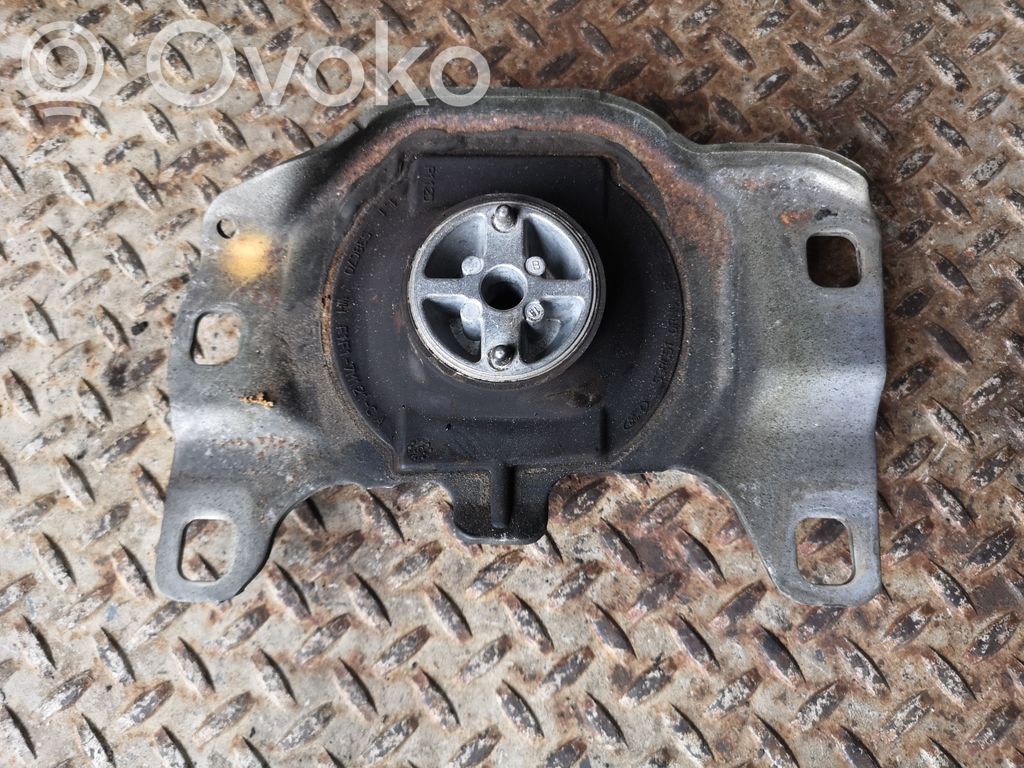 Ford Focus Gearbox mount 