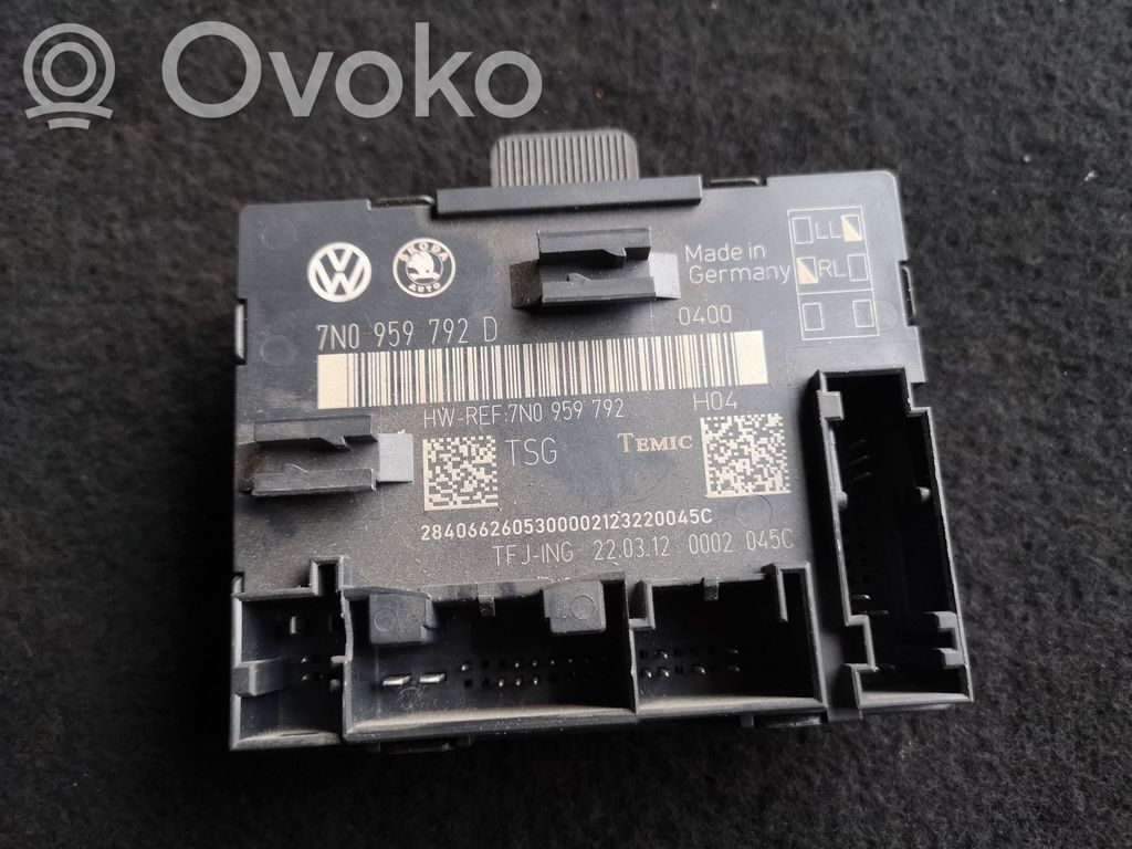 Skoda Yeti (5L) Door control unit/module 