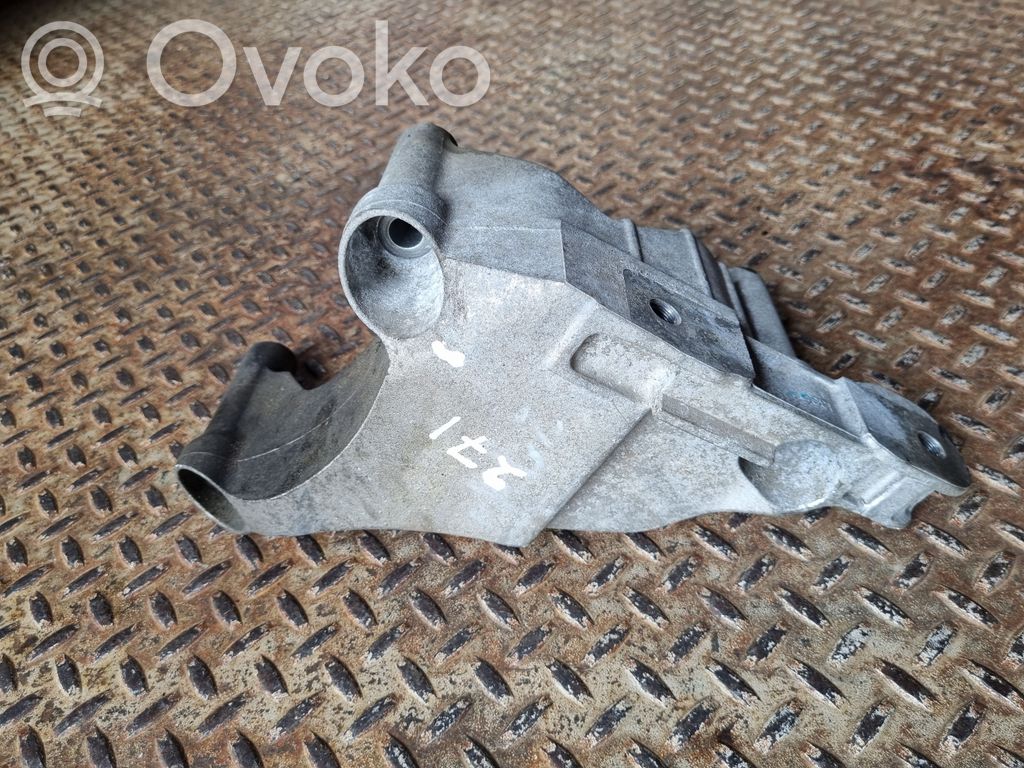 Opel Astra K Engine mounting bracket 