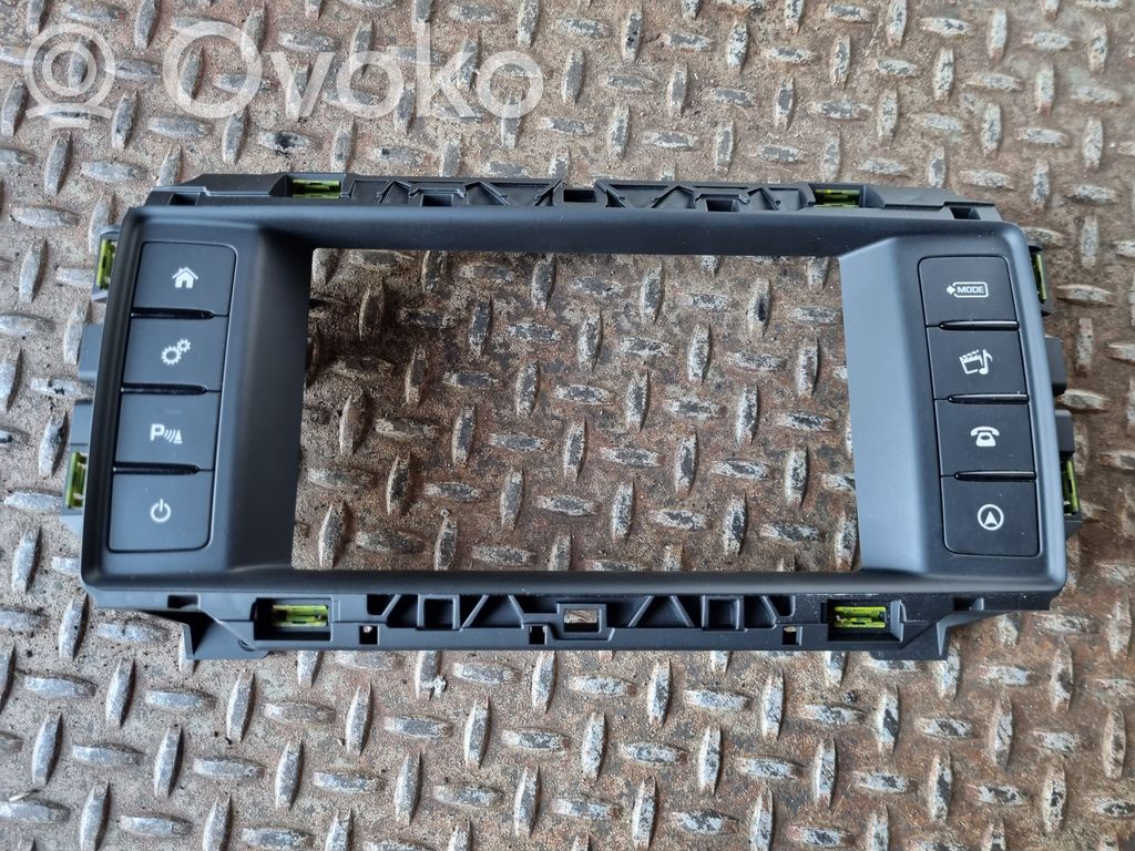 Jaguar XE Konsola środkowa / Radio / GPS 