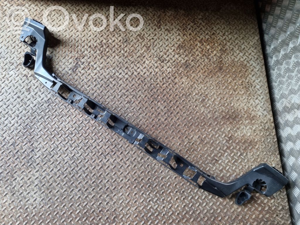 Jaguar XE Soporte de montaje del parachoques trasero 