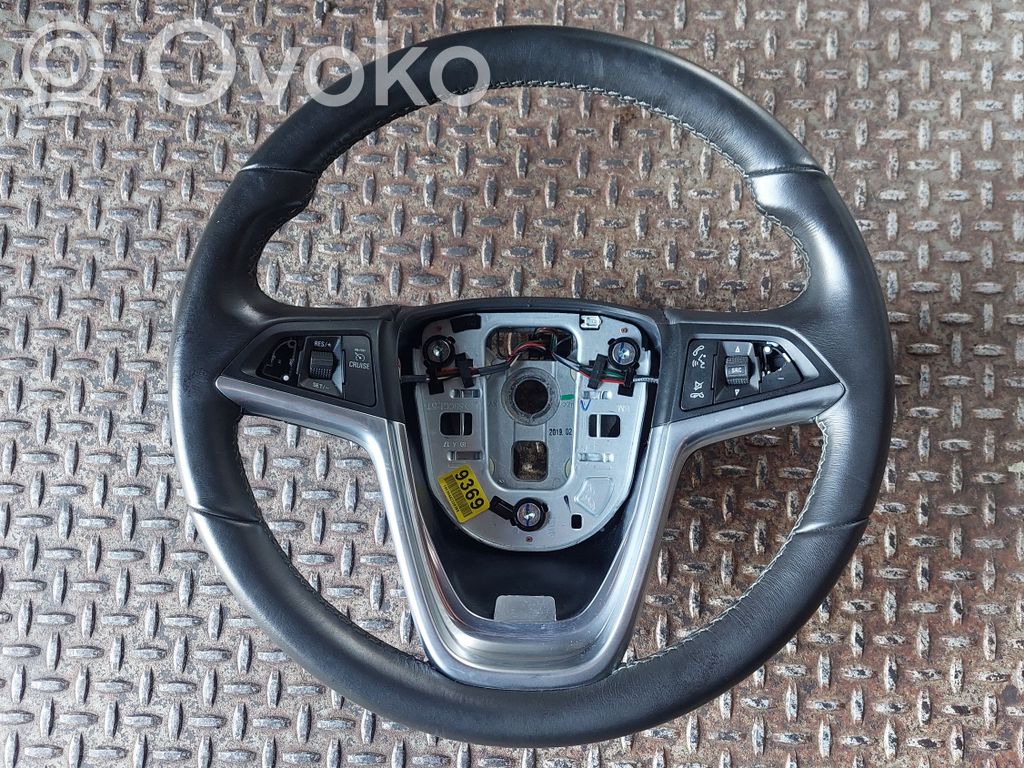 Buick Encore I Stūre 