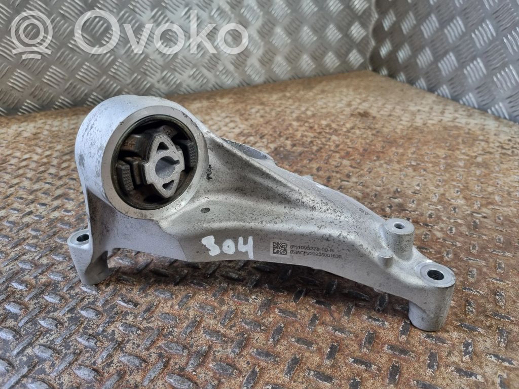 Tesla Model Y Engine mounting bracket 