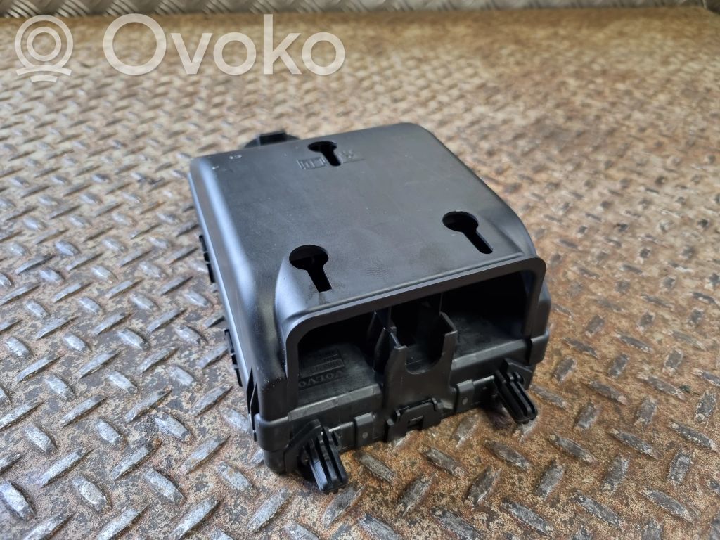 Volvo XC60 Sulakemoduuli 