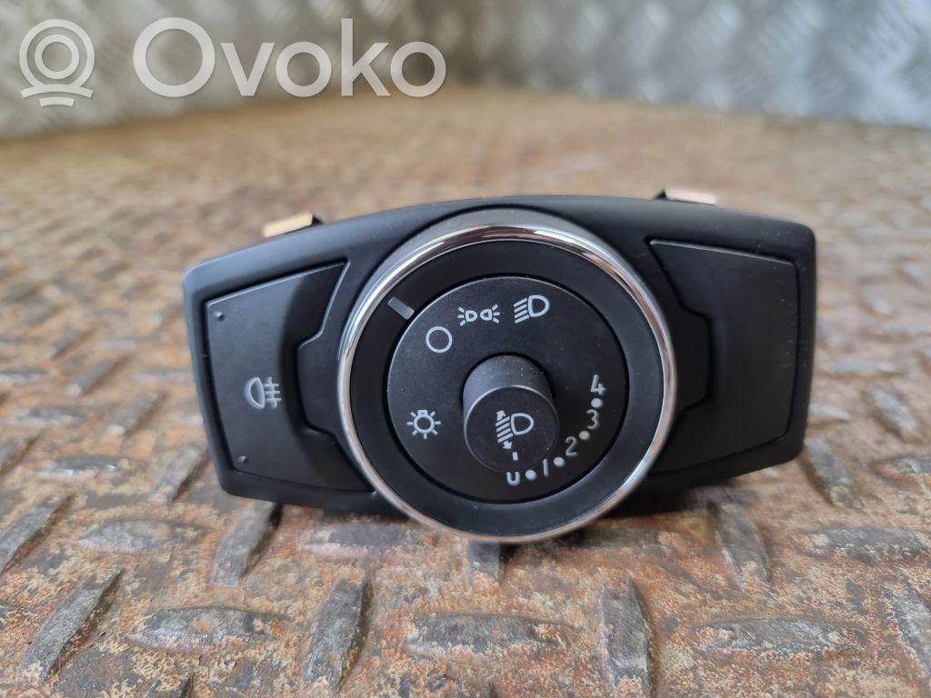 Ford Focus Light switch 