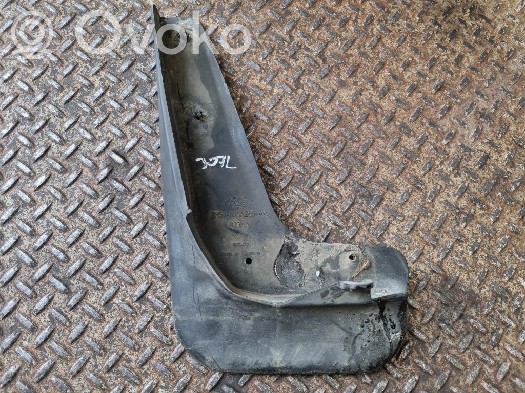 Ford Focus Front mudguard 