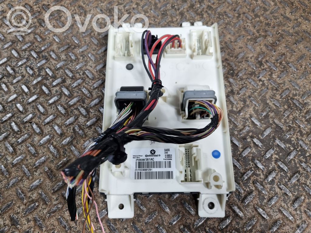 Dodge Challenger Module confort 