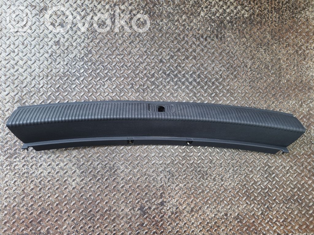 Audi Q5 SQ5 FY Osłona pasa bagażnika 
