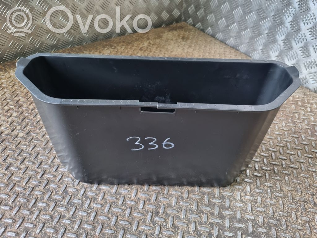 Ram 1500 DT Caja de herramientas 