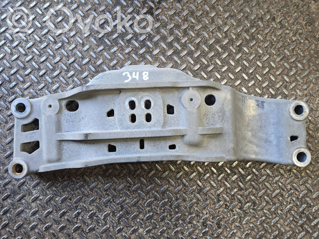 Dodge Challenger Gearbox mounting bracket 