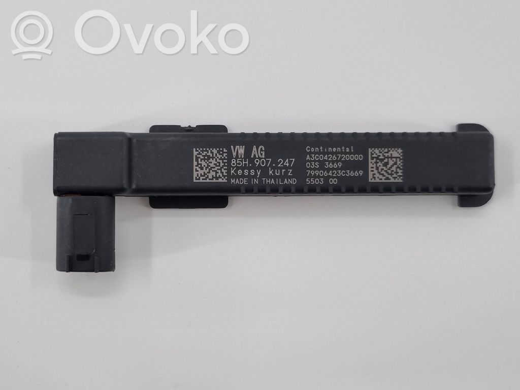 Audi A5 Avaimettoman käytön ohjainlaite/moduuli 