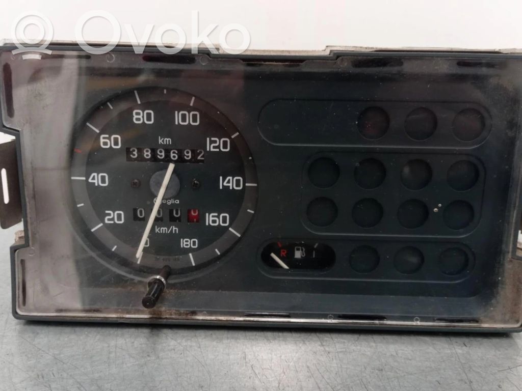 Renault Rapid Speedometer (instrument cluster) 
