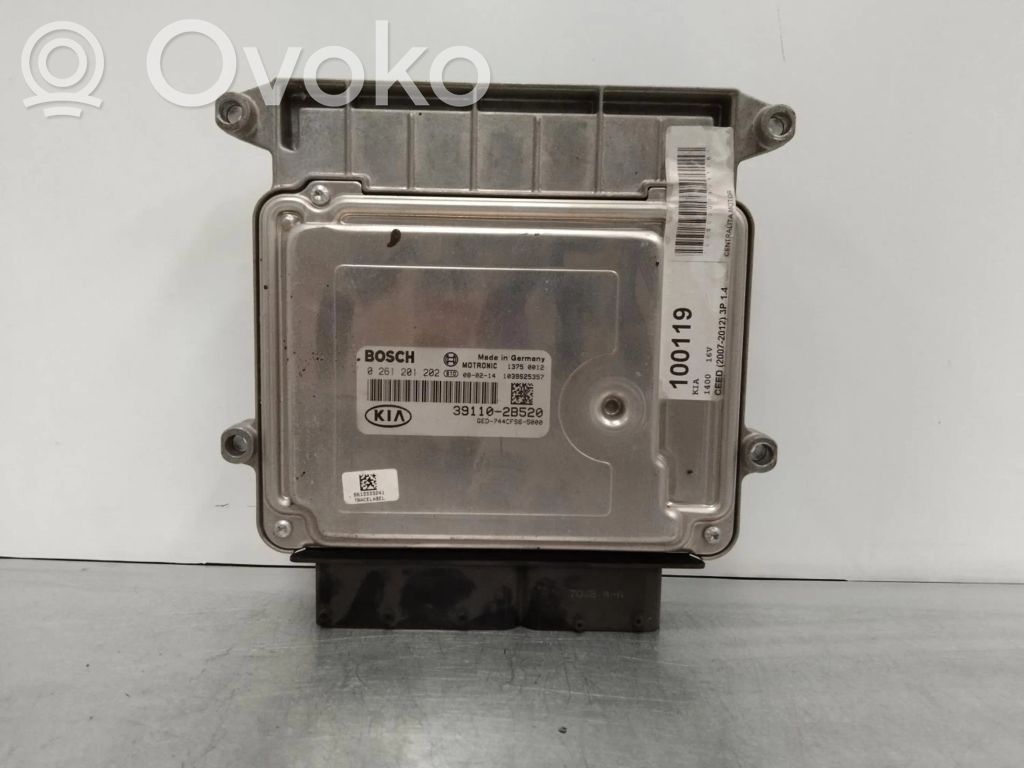 Unidad de control/módulo ECU del motor   391102B520