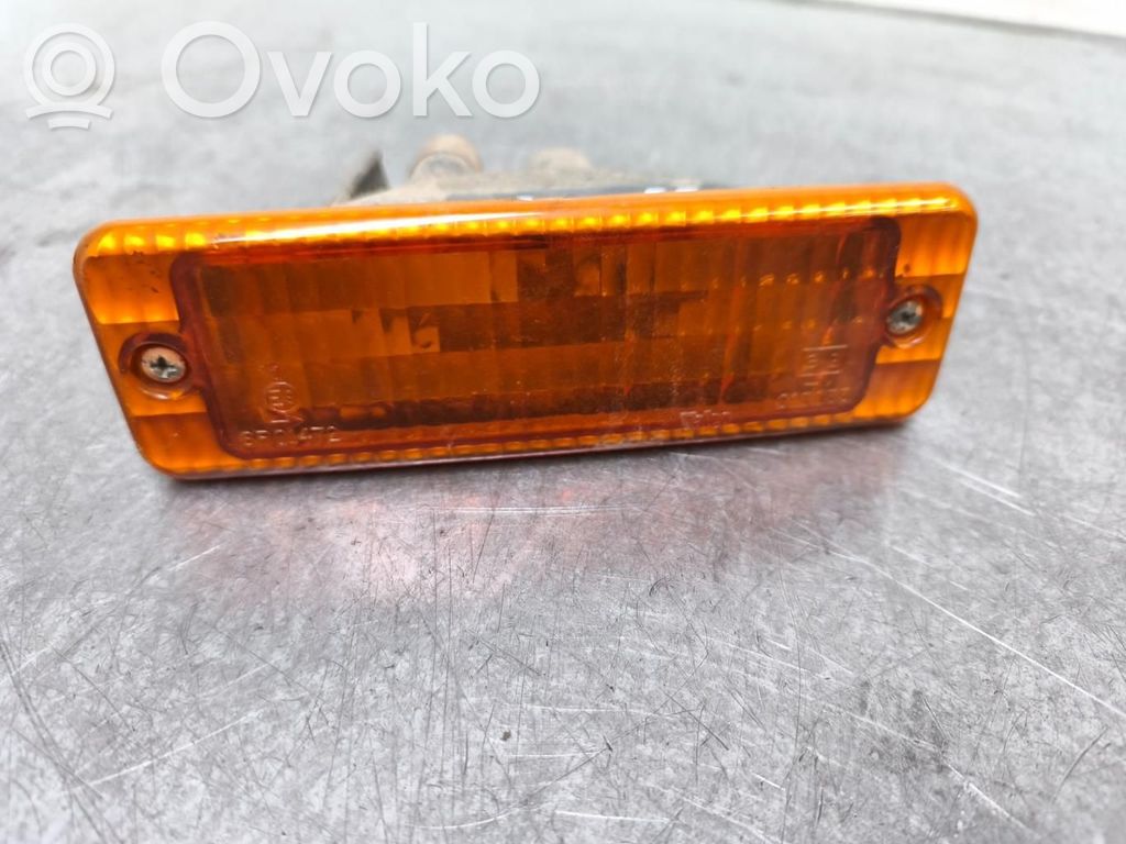 Front indicator light   6R01472