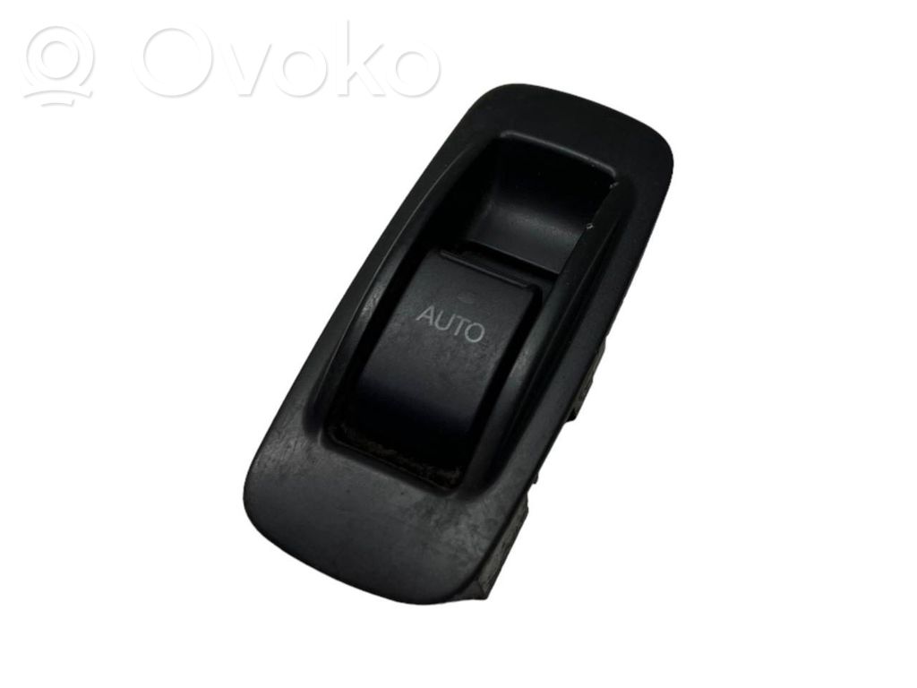 Toyota Corolla E120 E130 Electric window control switch 