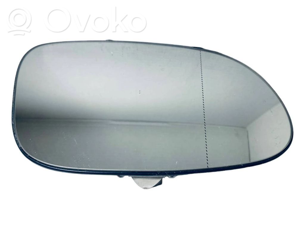 Mercedes-Benz A W168 Sivupeilin lasi 