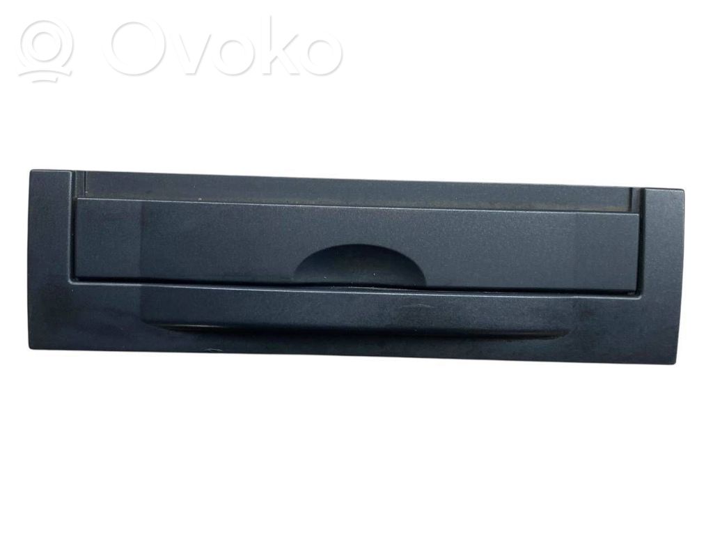 Navigation unit CD/DVD player   30752407,31215601