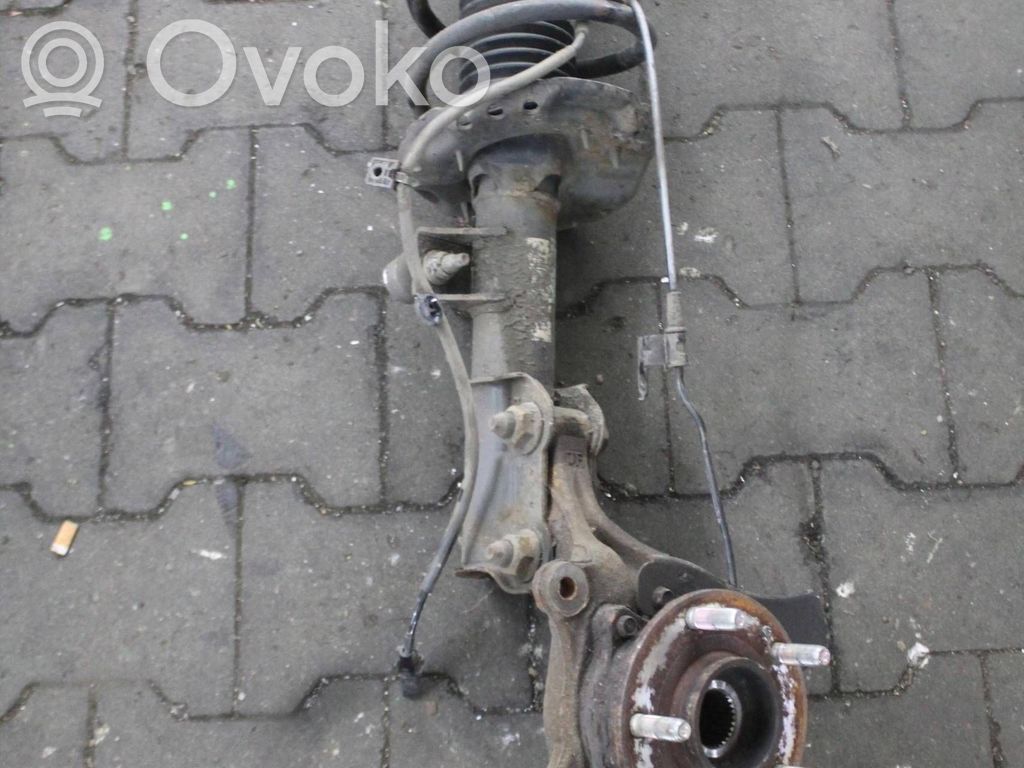 Front wheel hub spindle knuckle