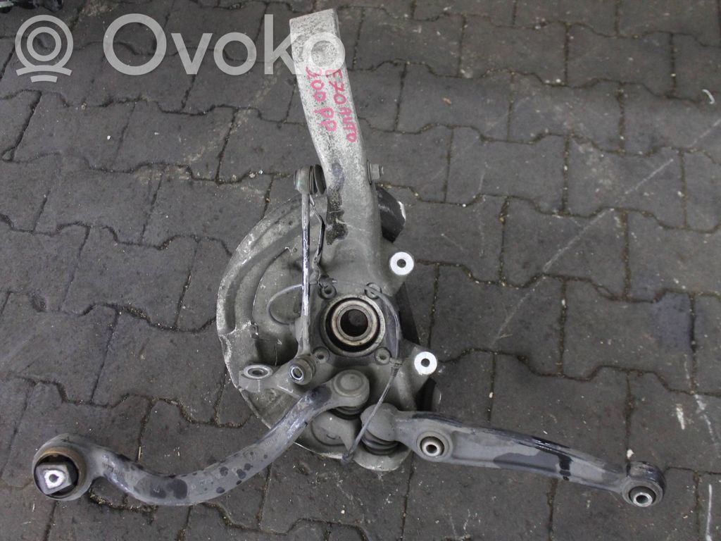 Achsschenkel vorne   6773784,16193510