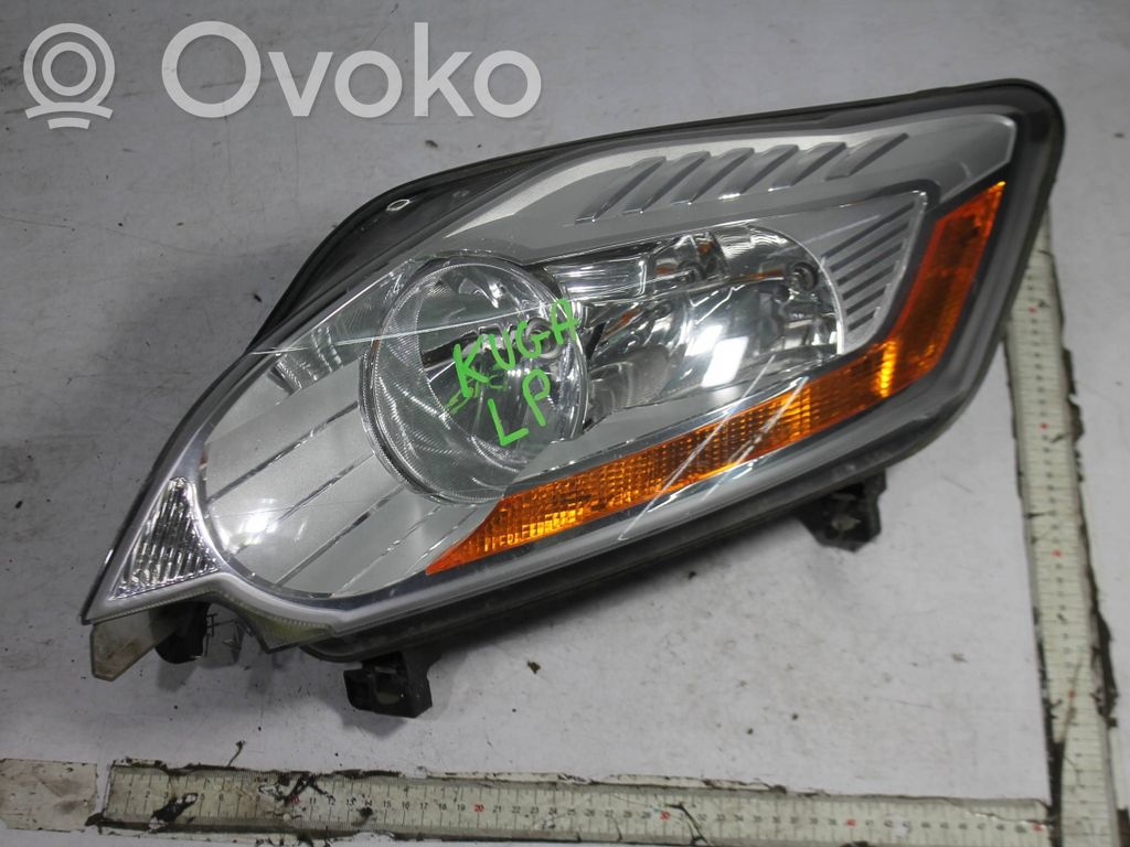 Ford Kuga I Lampa przednia 