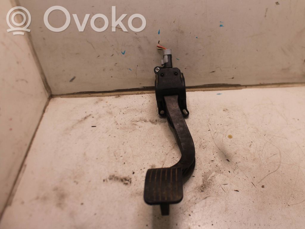 Citroen Berlingo Accelerator throttle pedal 