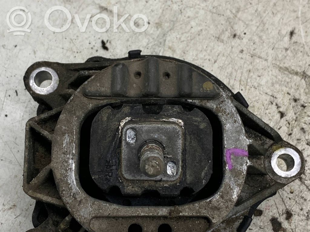 BMW X3 F25 Wspornik / Mocowanie silnika 