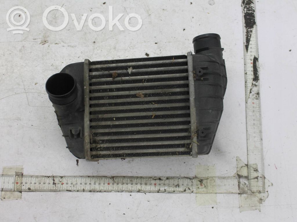 Interkūlerio radiatorius   4F0145805J,3246592