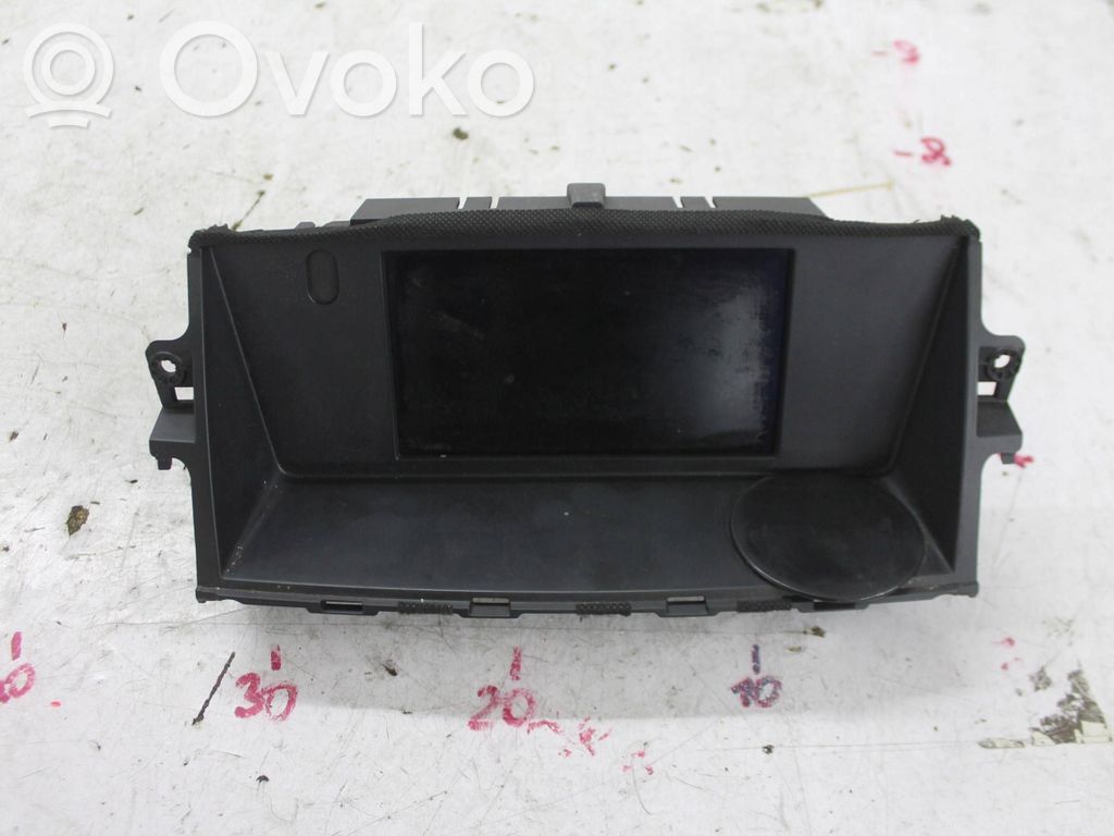 Renault Latitude (L70) Monitor / wyświetlacz / ekran 