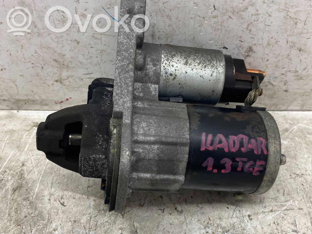 Motor de arranque   233006662R,D823,M000TD2571