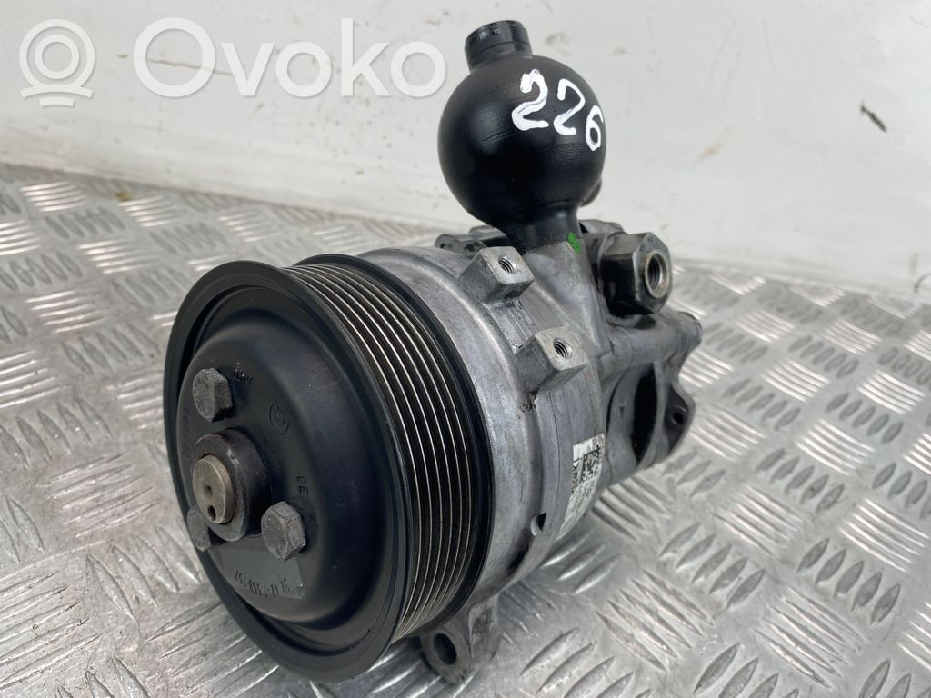 BMW 5 E60 E61 Vairo stiprintuvo siurblys 