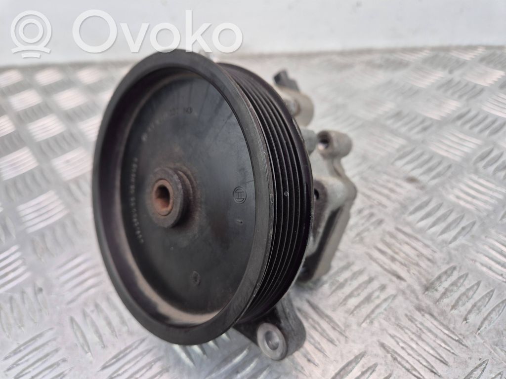 Mercedes-Benz E W212 Power steering pump 