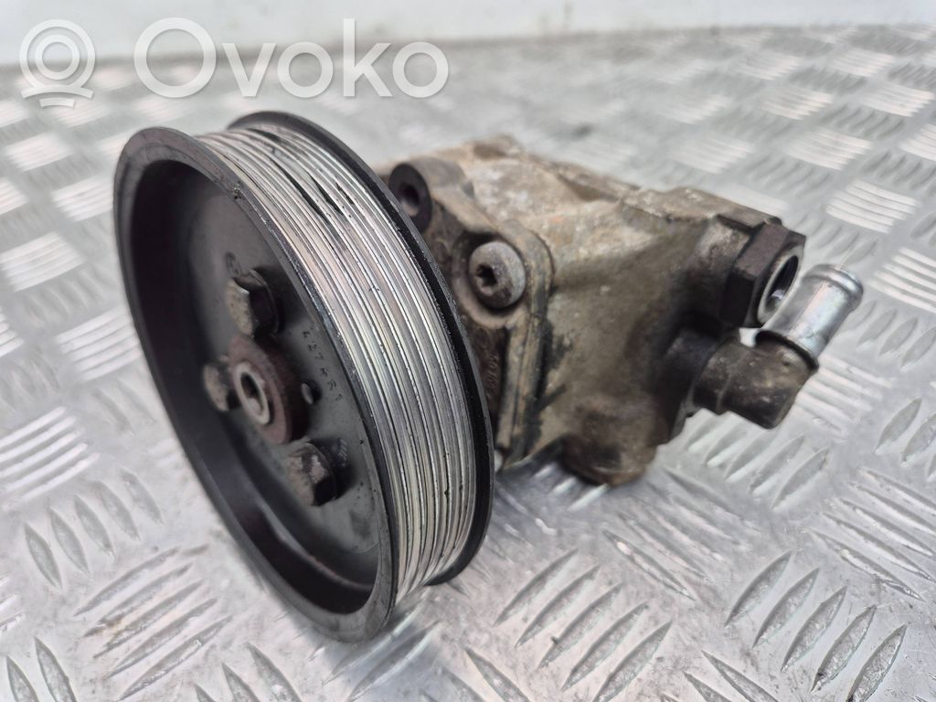 BMW X3 E83 Power steering pump 