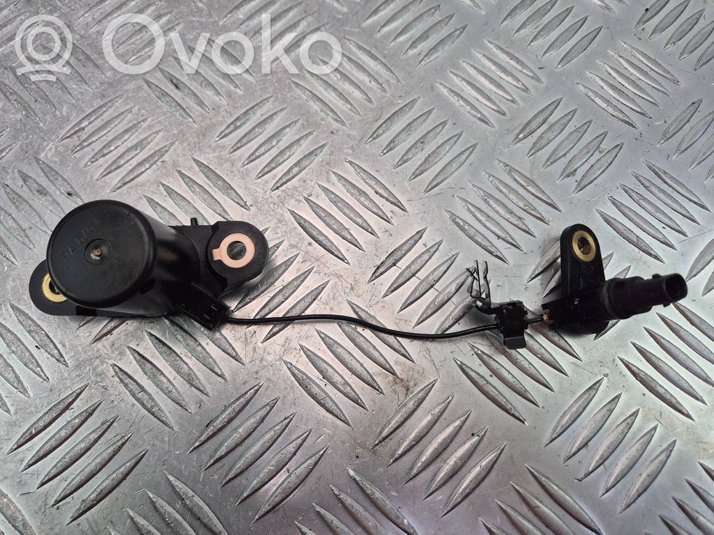 Czujnik poziomu oleju   A0011531132