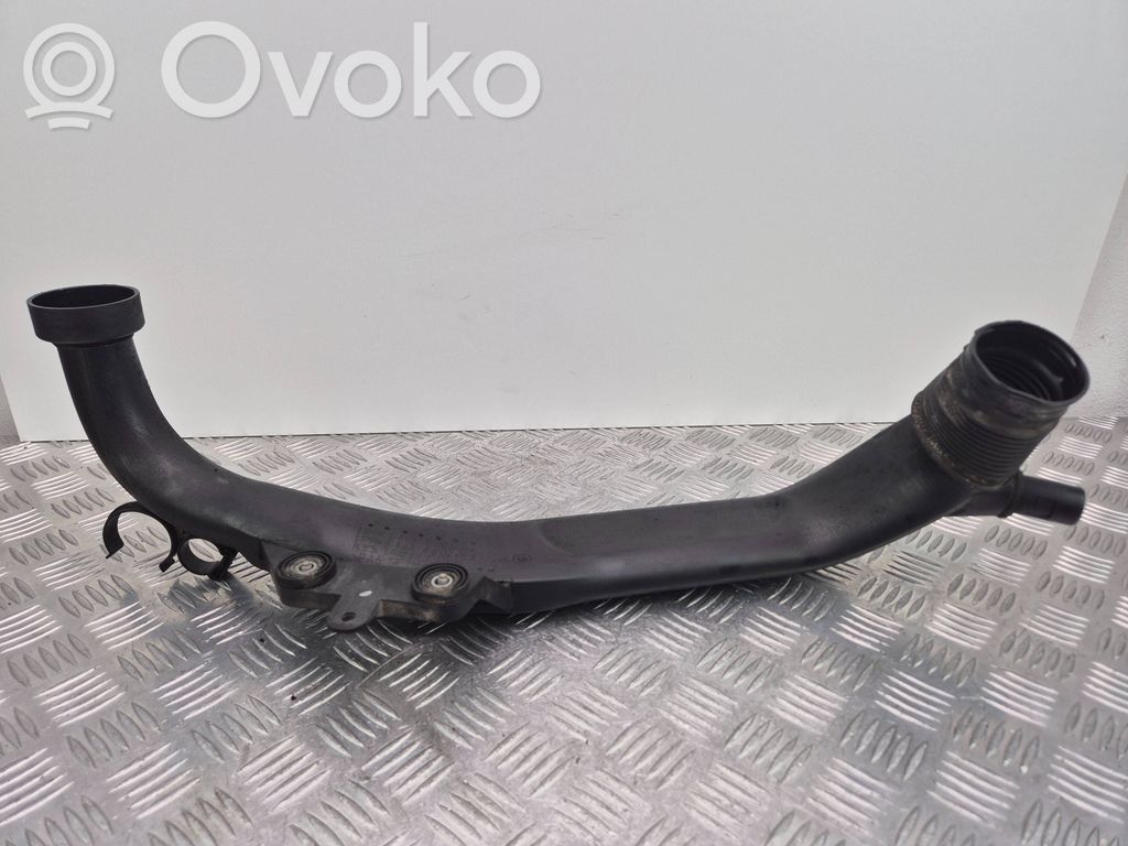 BMW 3 E90 E91 Air intake duct part 