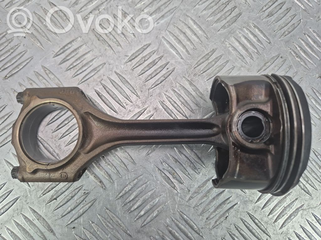Piston with connecting rod   84L59,M54,1432800