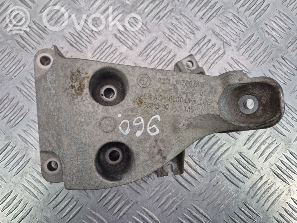 BMW X1 E84 Engine mounting bracket 