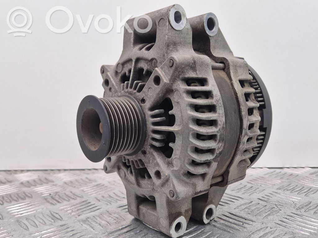 BMW 5 F10 F11 Ģenerators 