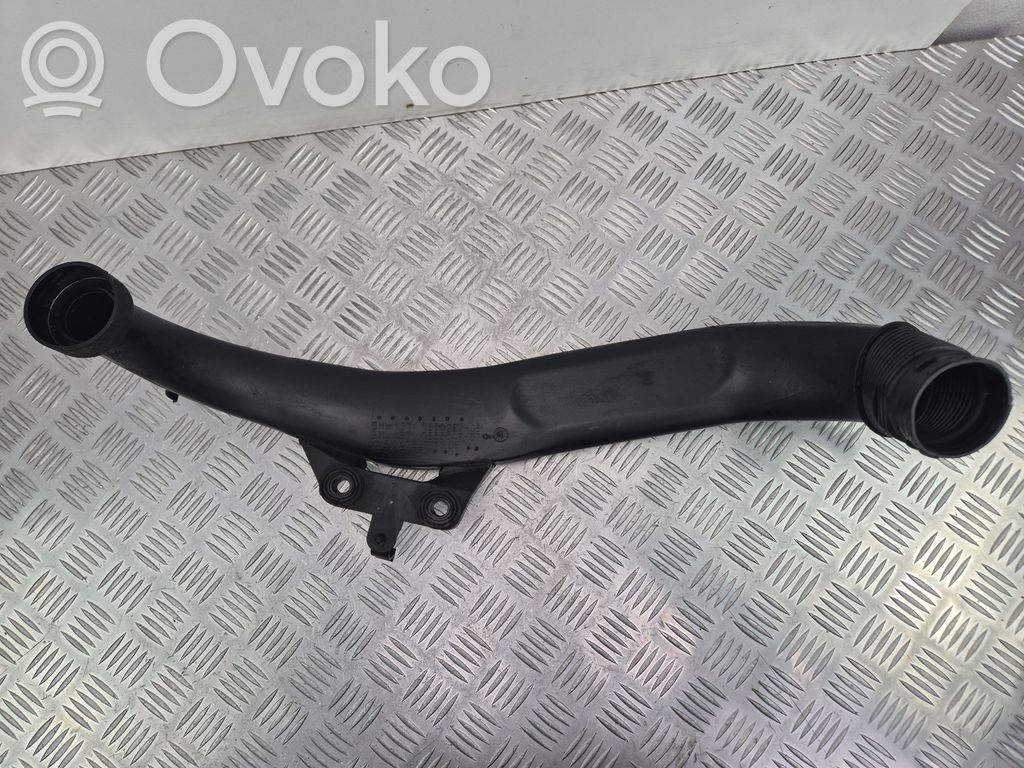 BMW 3 E90 E91 Air intake duct part 