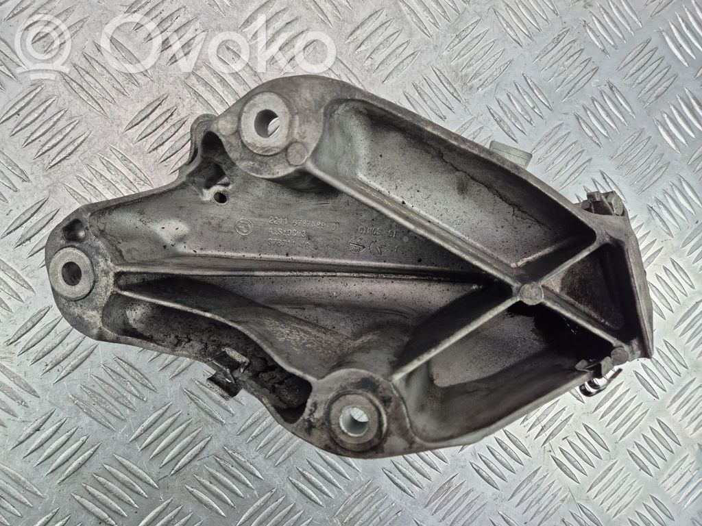Engine mounting bracket   6787489,67871110,A1G19C03