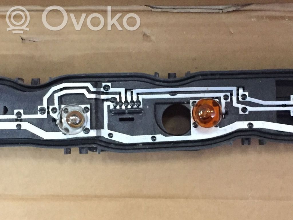 Ford Transit Custom Takavalon osa 