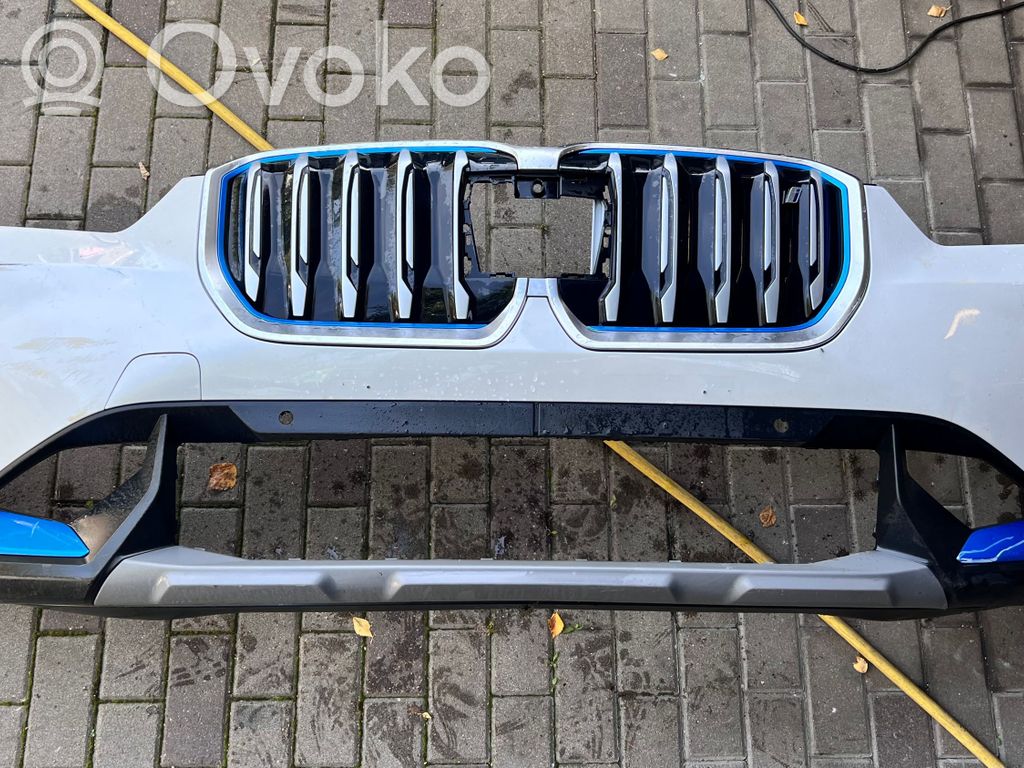 BMW iX Etupuskuri 