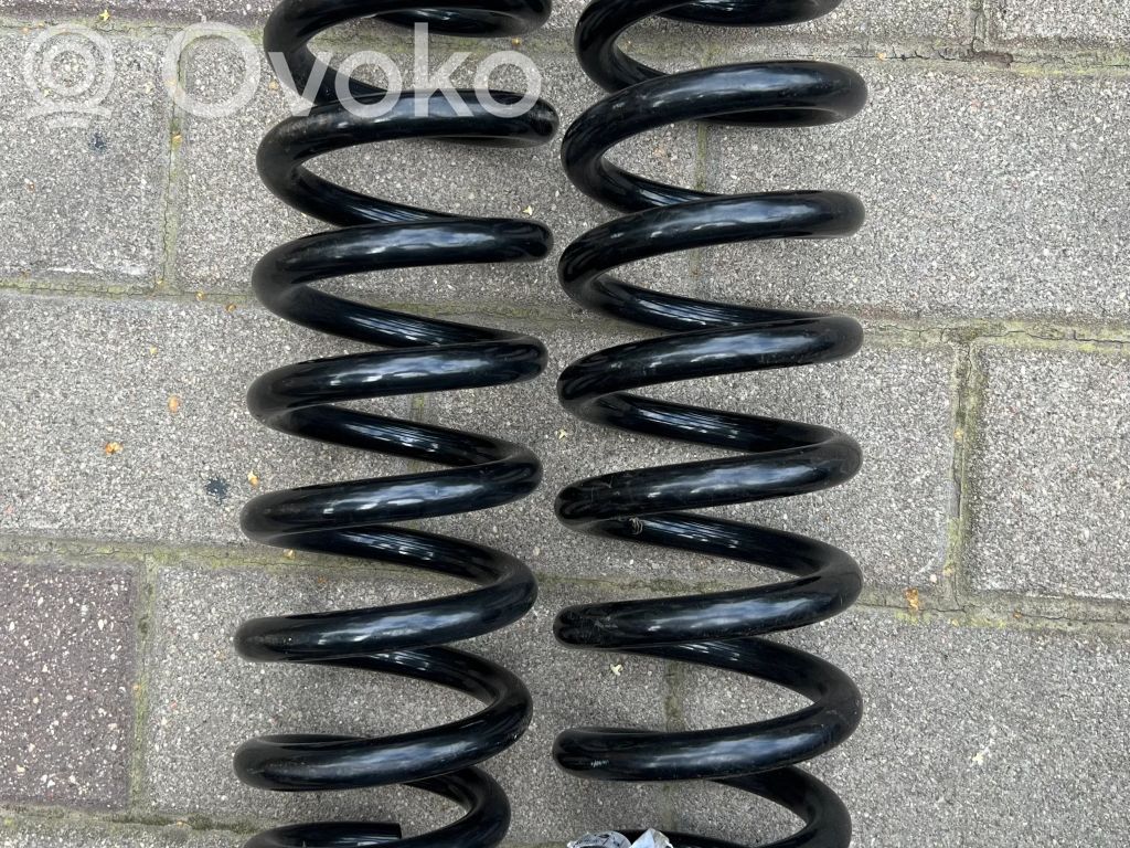 BMW 3 E90 E91 Priekinė spyruoklė 