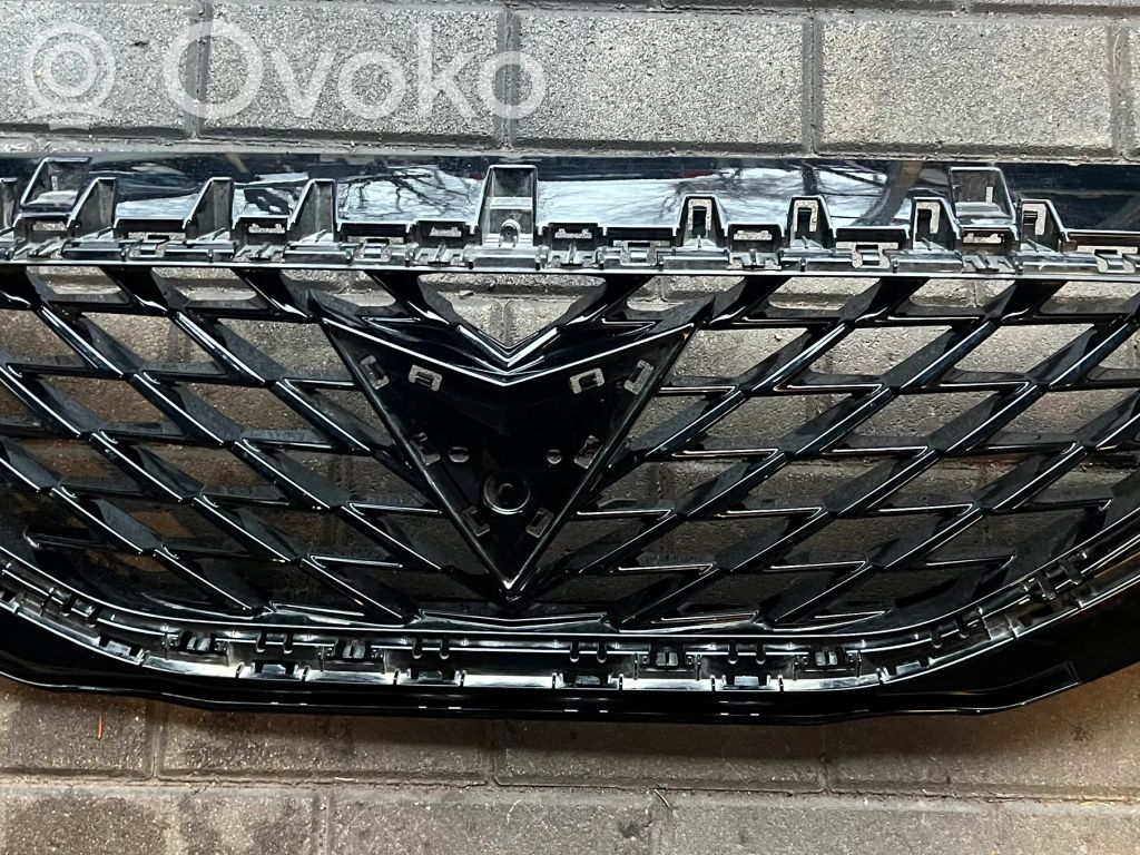 Cupra Formentor Front bumper upper radiator grill 