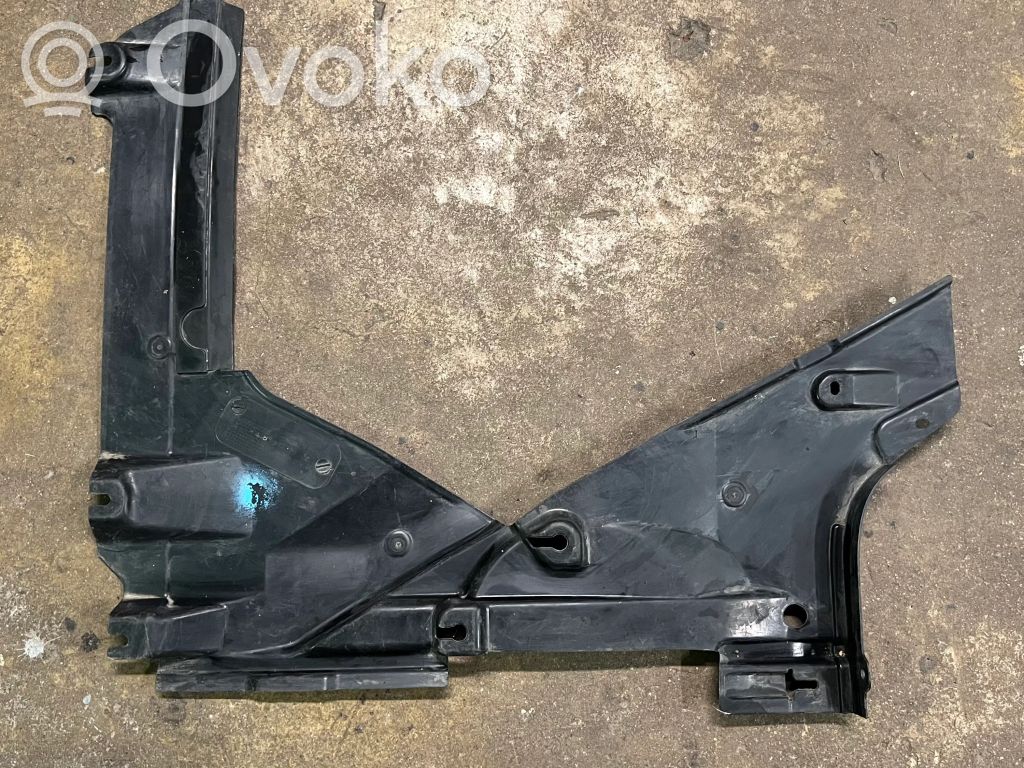 Audi A5 Protección inferior lateral 