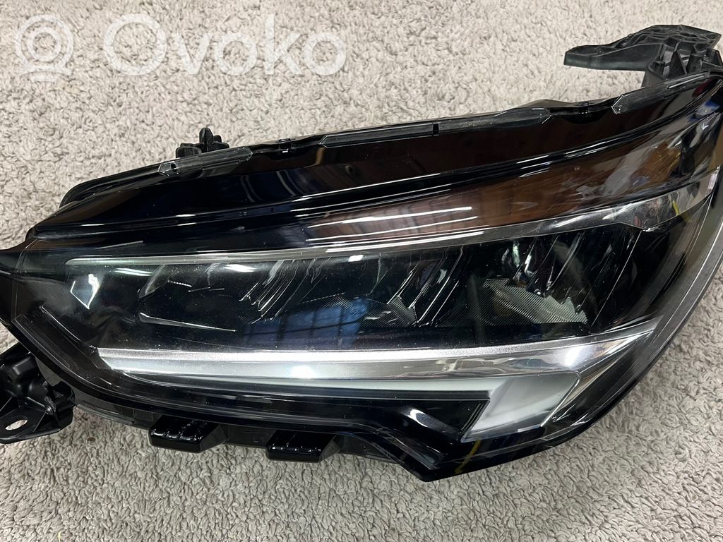 Opel Corsa F Etu-/Ajovalo 