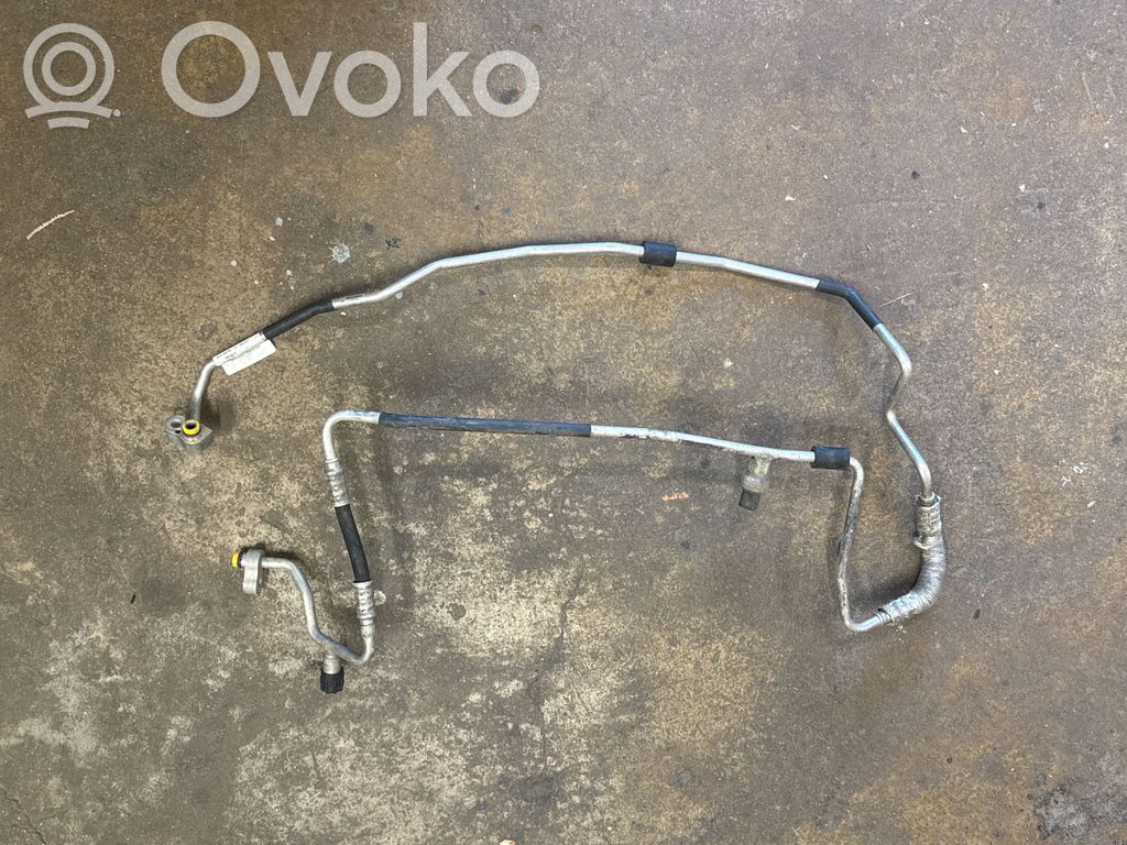 BMW 3 E90 E91 Kompressorin ilmanoton letku 