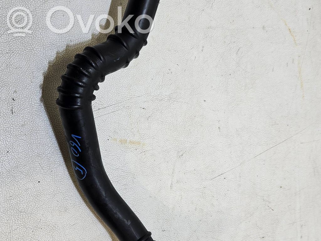 Volvo V60 Välijäähdyttimen letku 